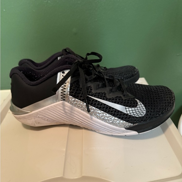 Nike Shoes Nike Women Metcon 6 Training Shoes Poshmark